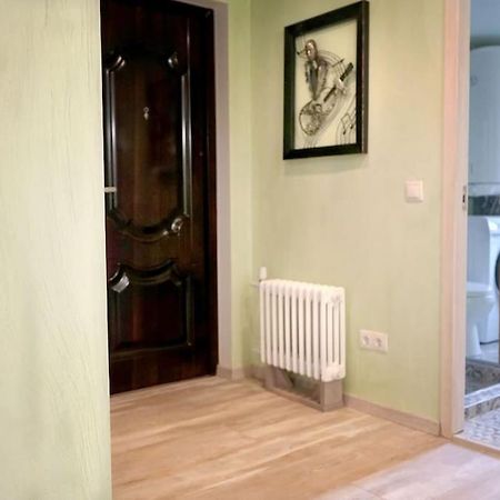 Prime 2Br/Ba Apt Next To Main Station & Olympic Center Liepāja Buitenkant foto