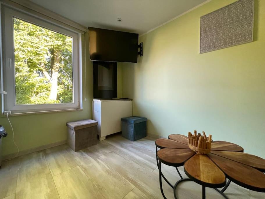 Prime 2Br/Ba Apt Next To Main Station & Olympic Center Liepāja Buitenkant foto